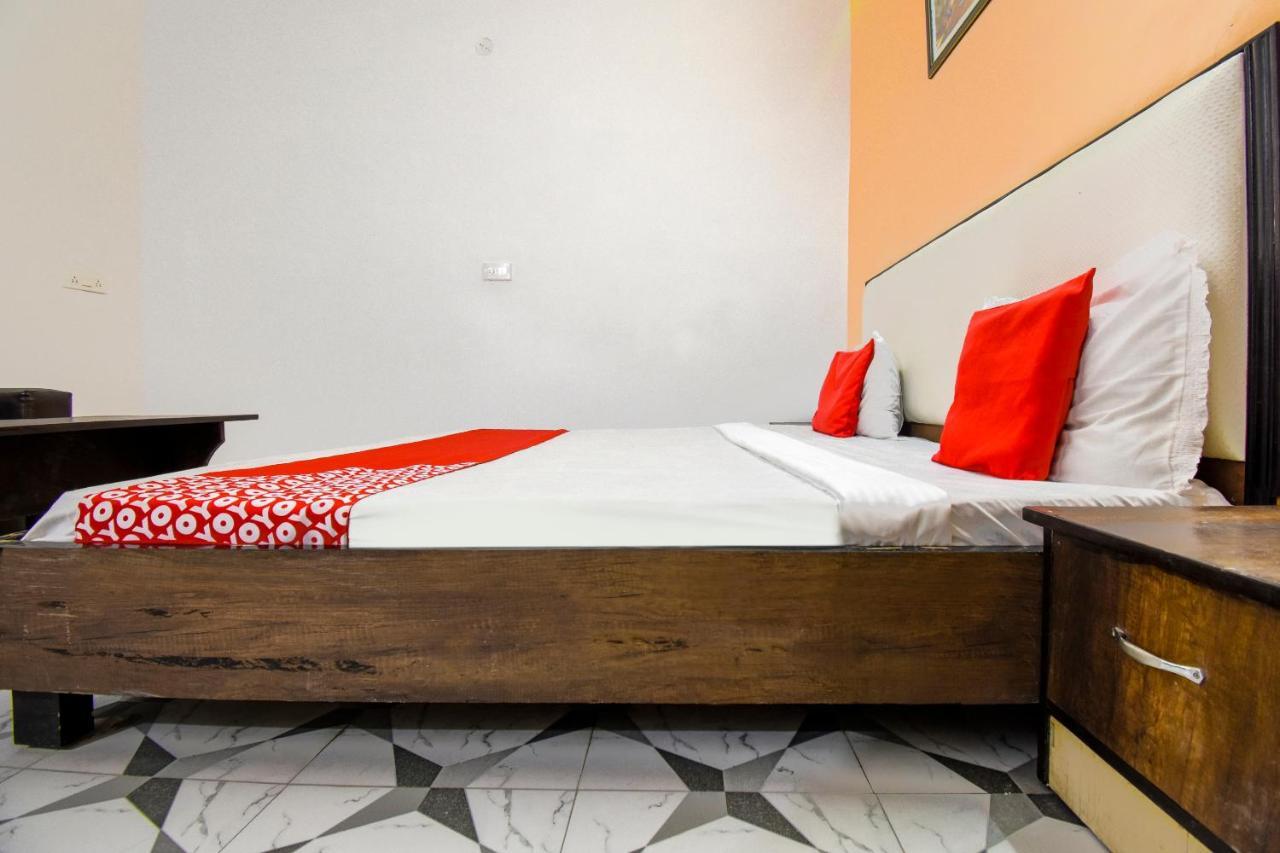 Hotel Oyo 46735 Royal Dreams Amritsar