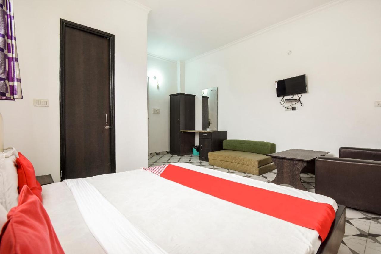 Hotel Oyo 46735 Royal Dreams Amritsar