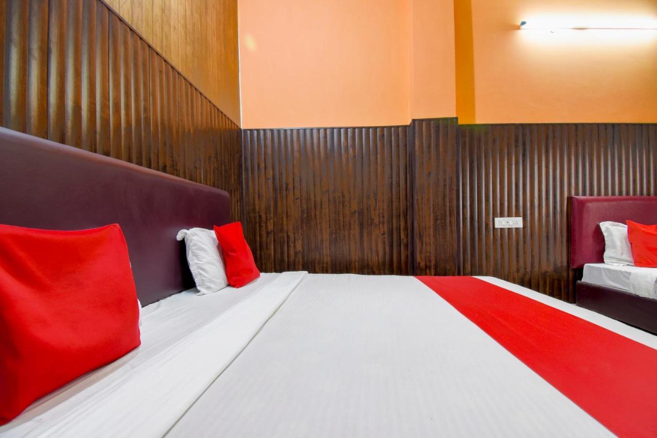 Oyo 46735 Royal Dreams Hotel