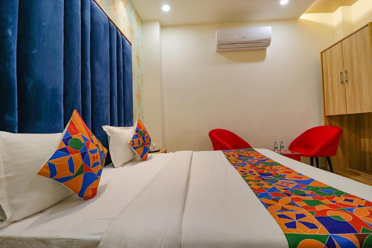 Fabhotel Diamond Hotel