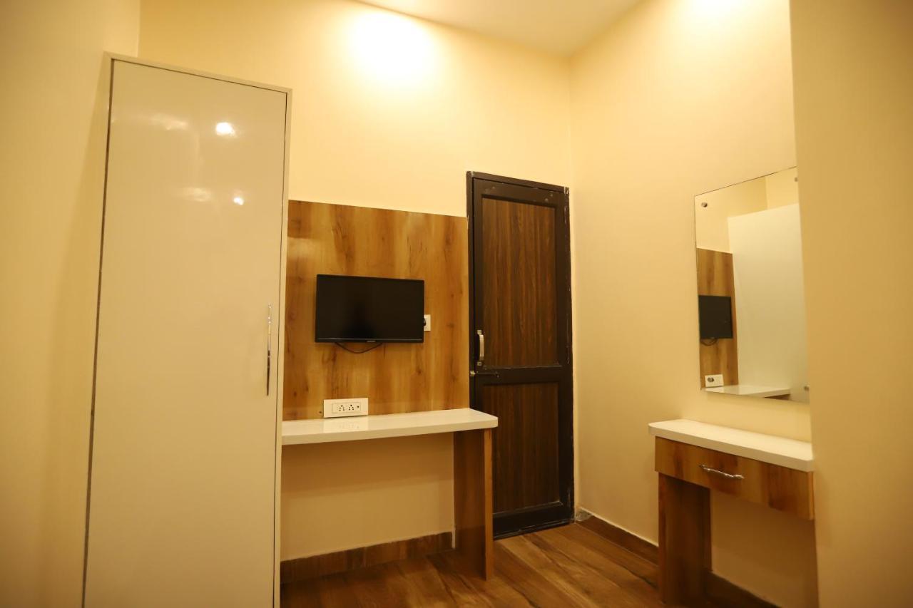 The Park View Hotel 3*