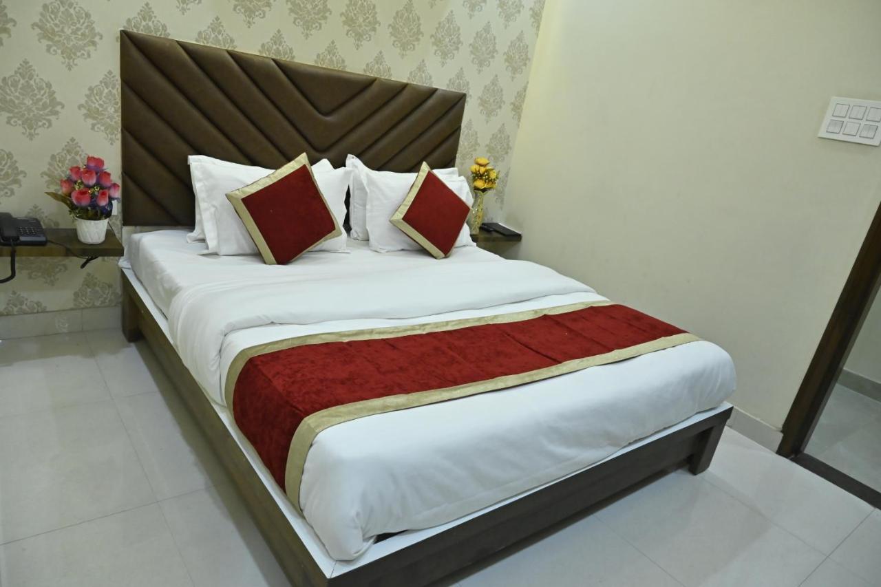Guntas Residency Hotel