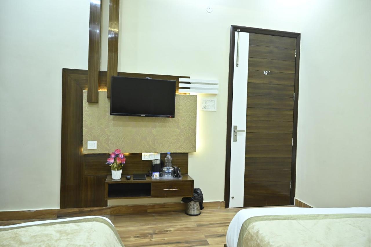 Guntas Residency Hotel