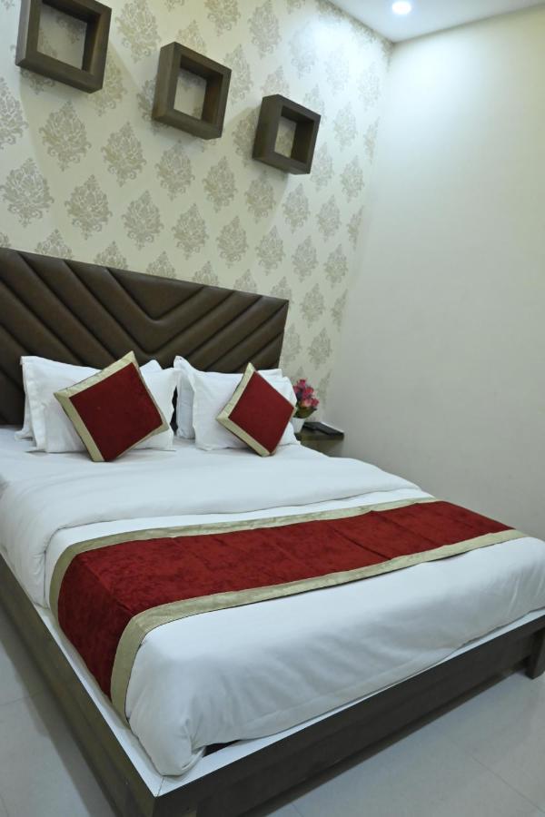 Guntas Residency 3*