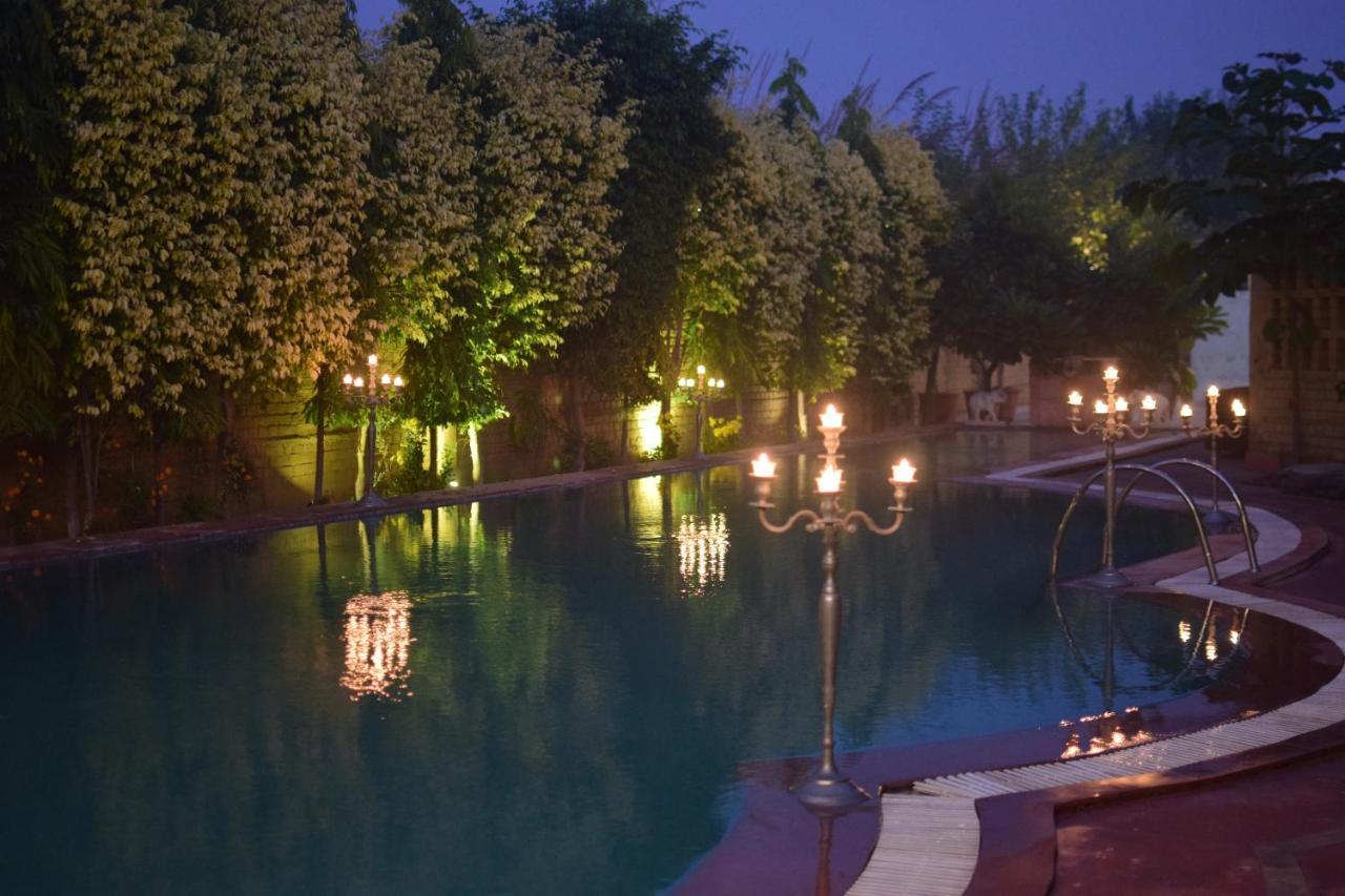 Resort Welcomheritage Ranjitvilas 5*