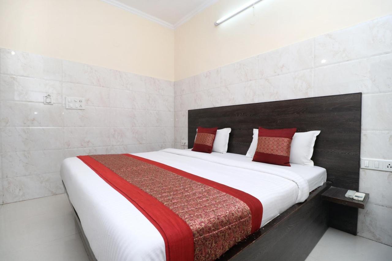 Hotel Oyo 3947 Tower