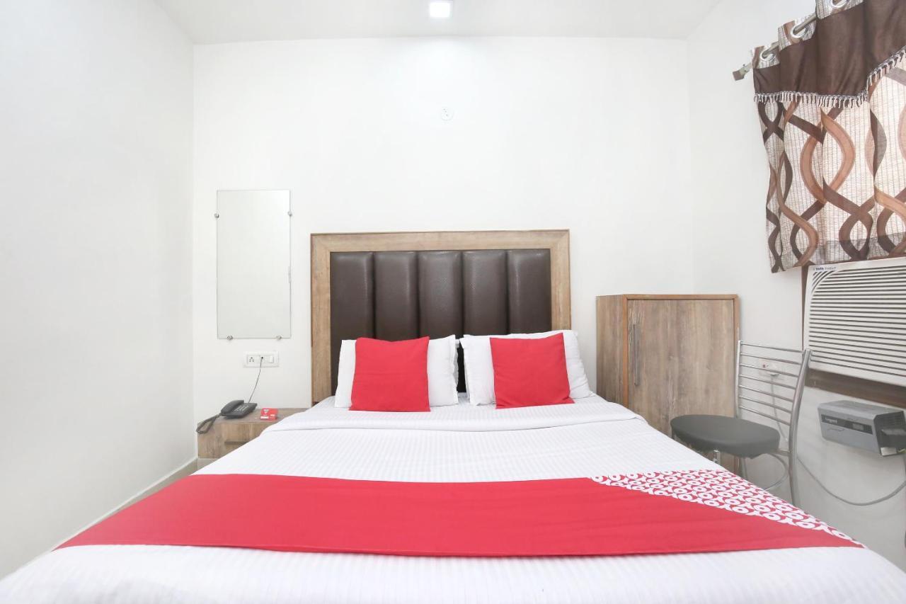 Oyo 10430 Citi View Hotel