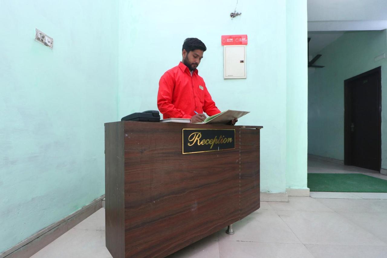Oyo 26665 Choudhary Residency 3*