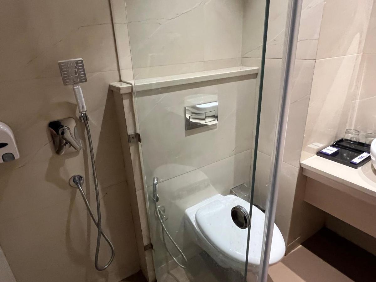 Rrv Hotel 4*
