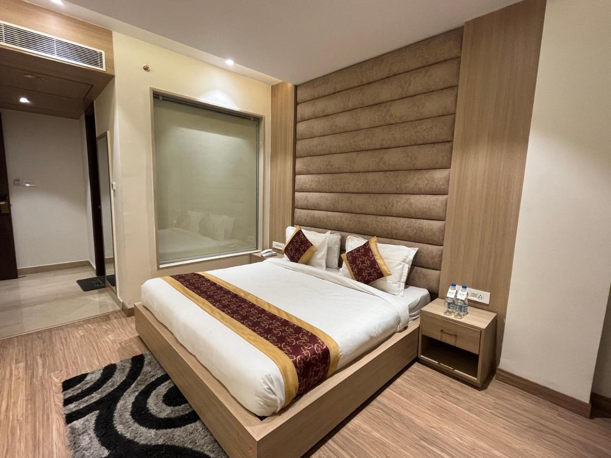 Hotel Rrv 4*