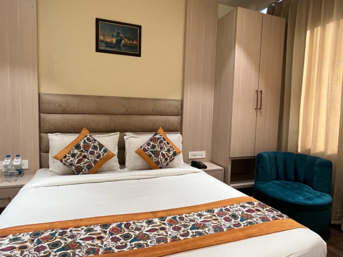 Hotel Rrv