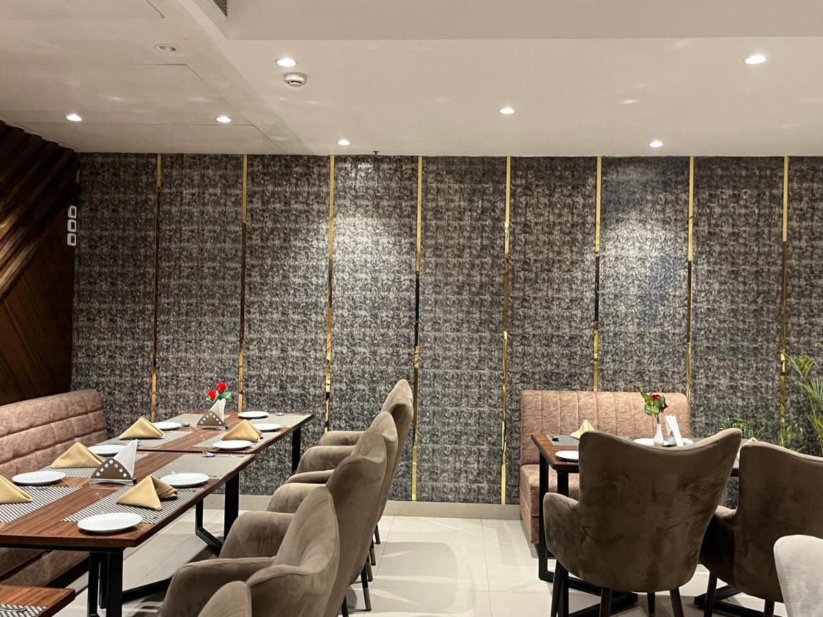 Rrv Hotel 4*