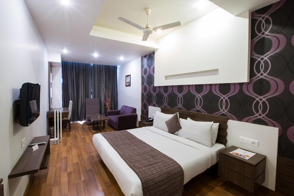 Hotel Narula's Aurrum Amritsar