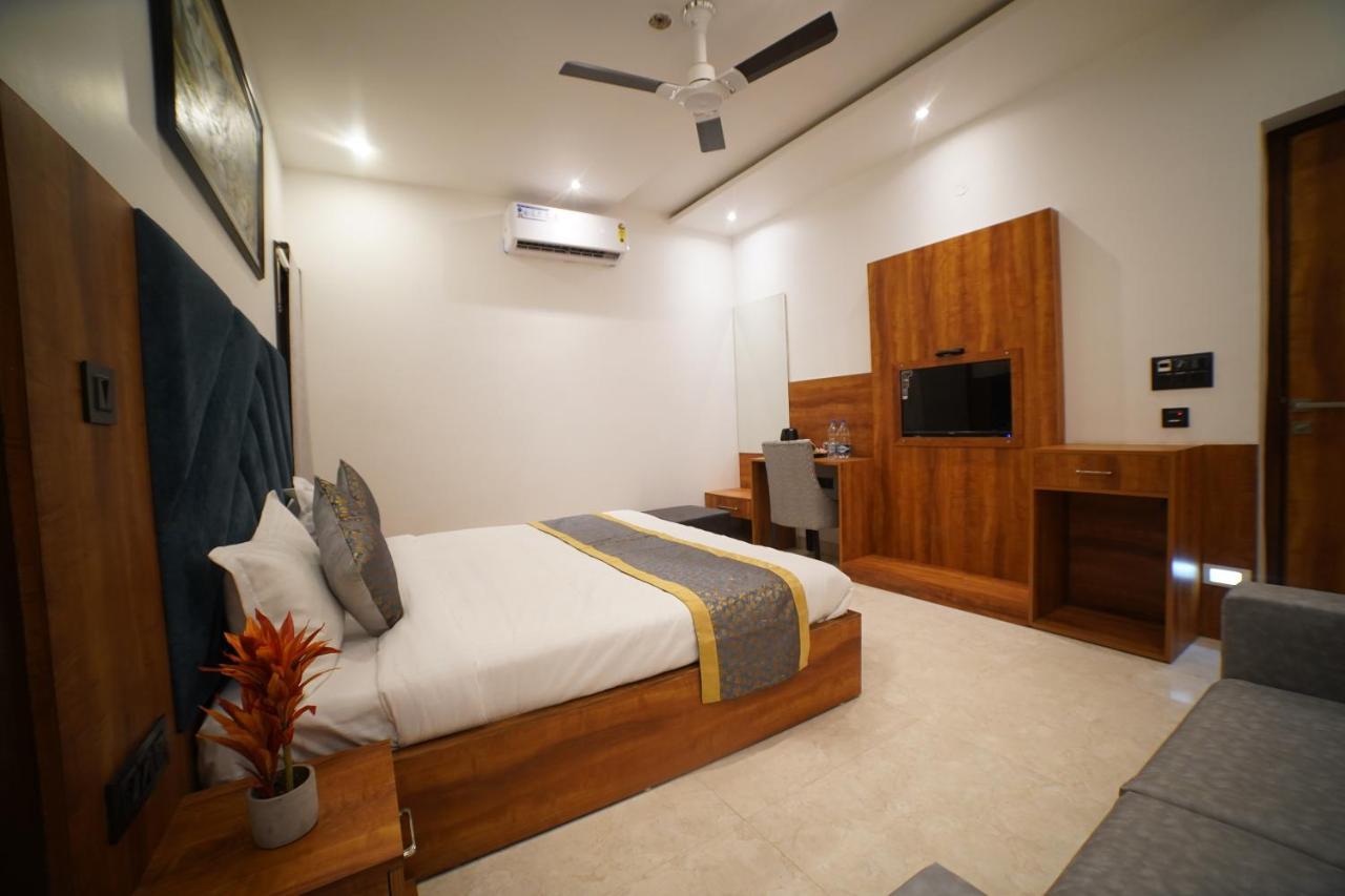 Hotel Elite - 5 Mins From Golden Temple Amritsar