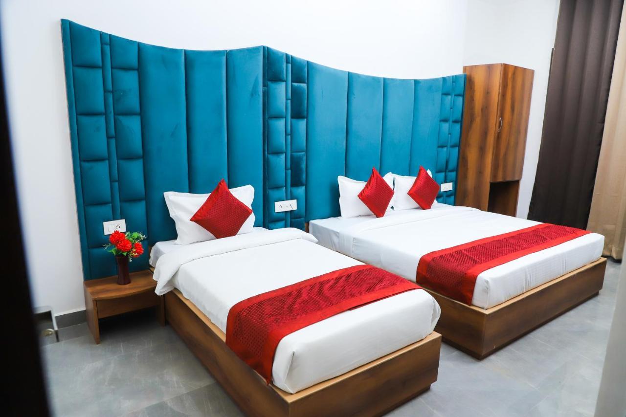 Dream Town By Cozy & Hotel 3*