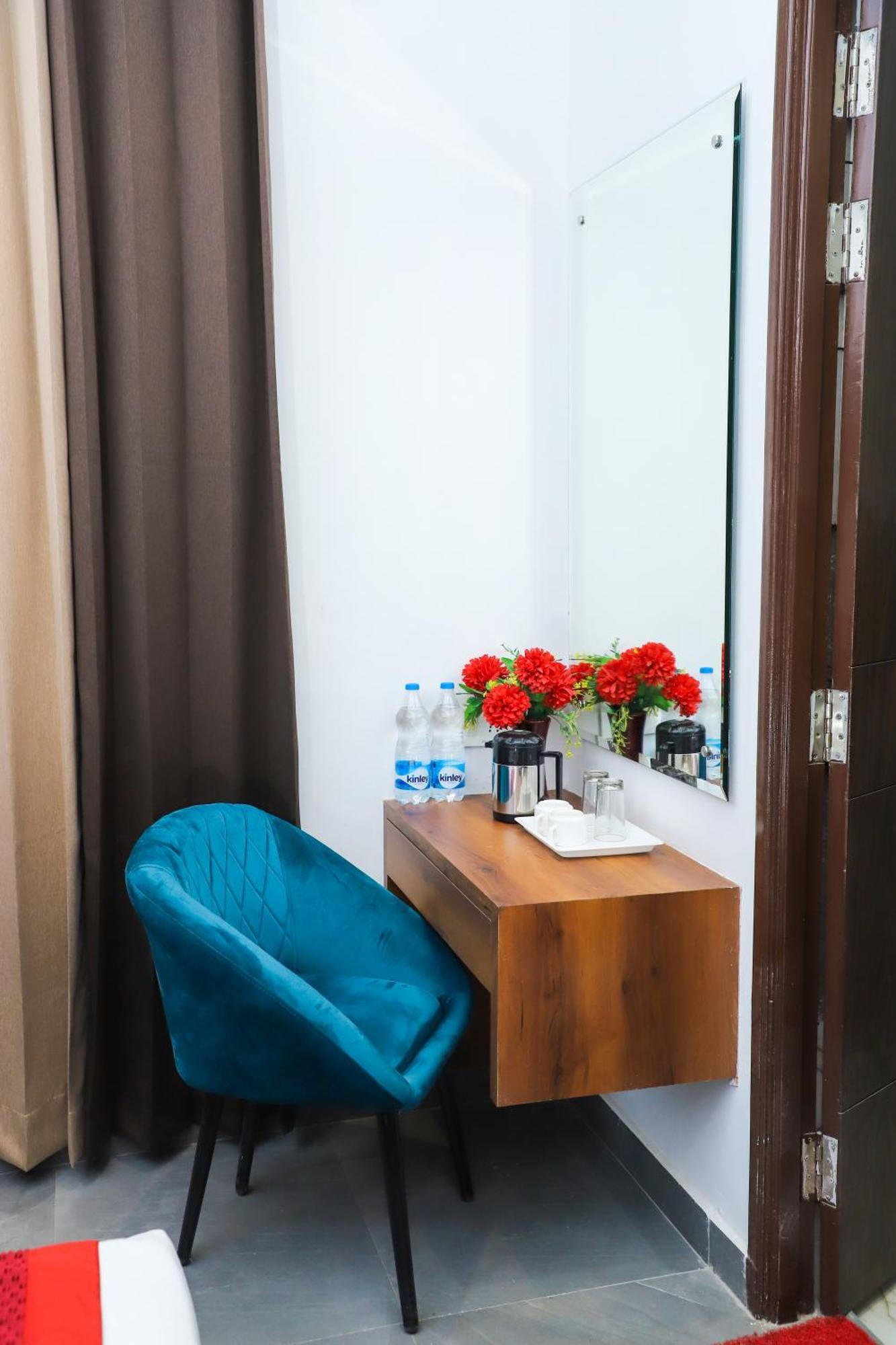 Hotel Dream Town By Cozy & Amritsar