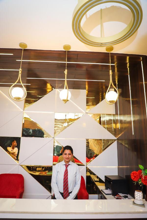 Dream Town By Cozy & 3* Amritsar