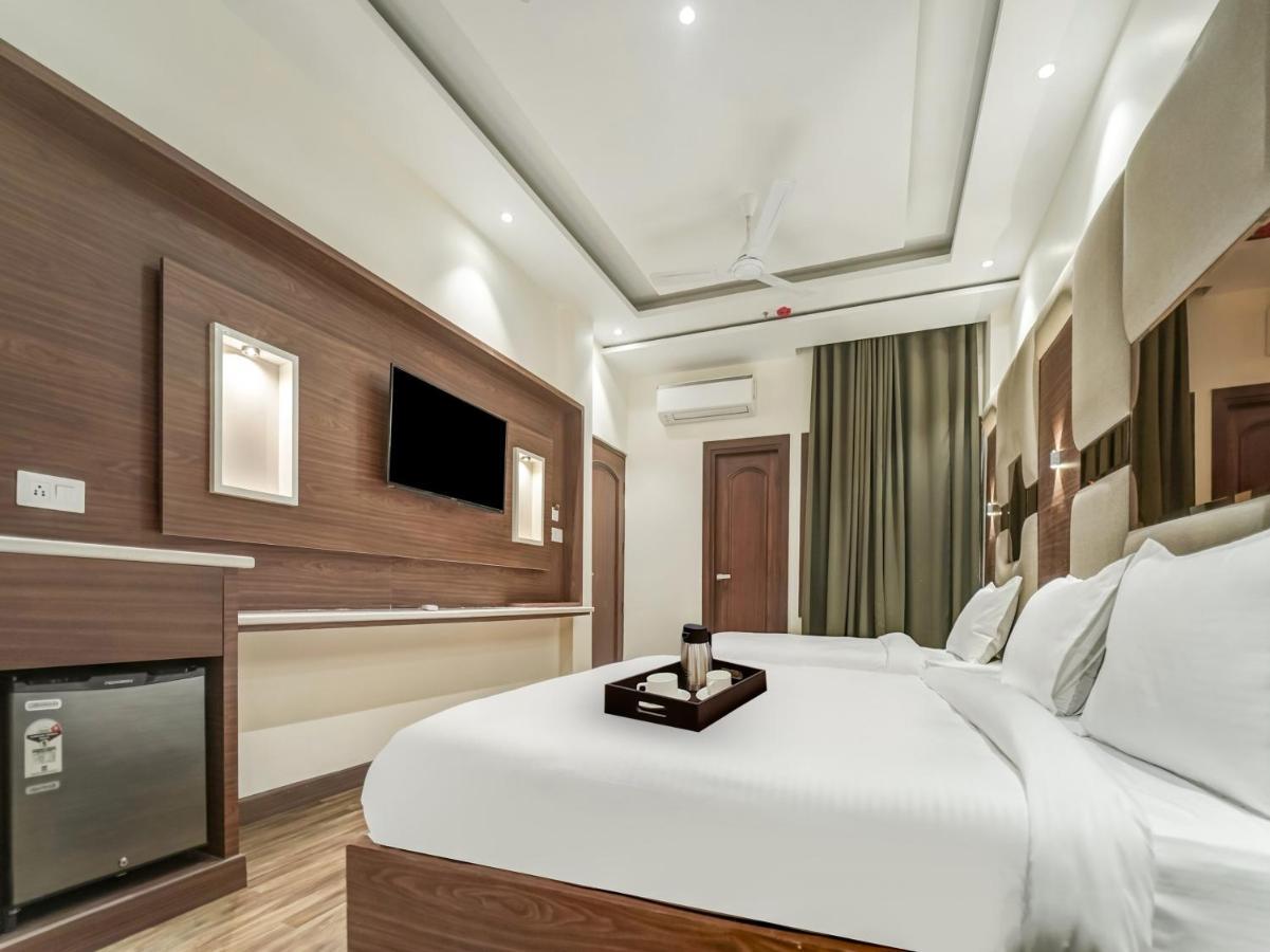Hotel Oyo Townhouse 650 Aura Amritsar
