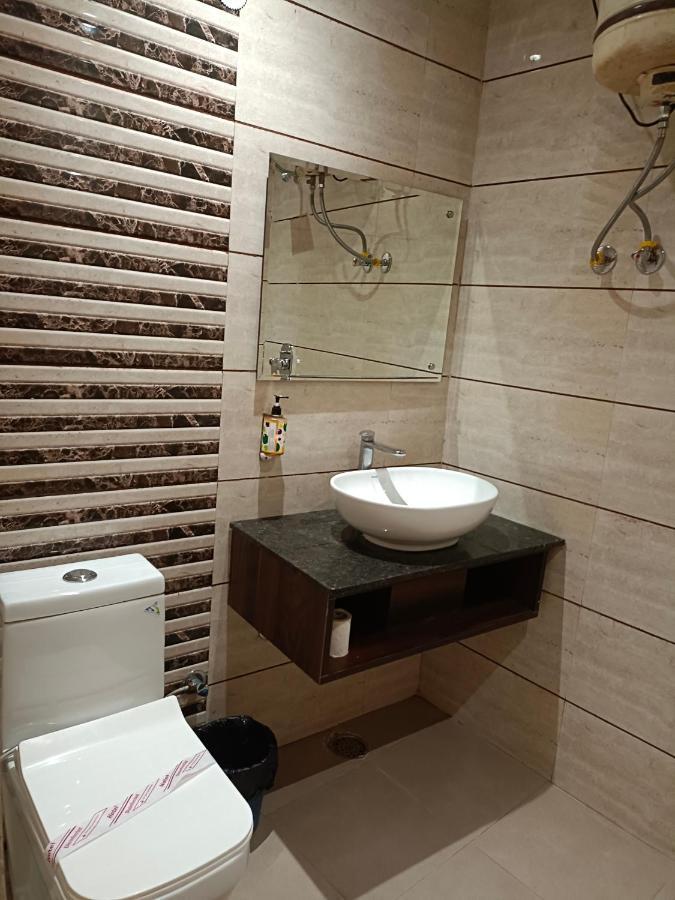 Hotel Mercury By Sonachi - 10 Meter From Golden Temple Amritsar