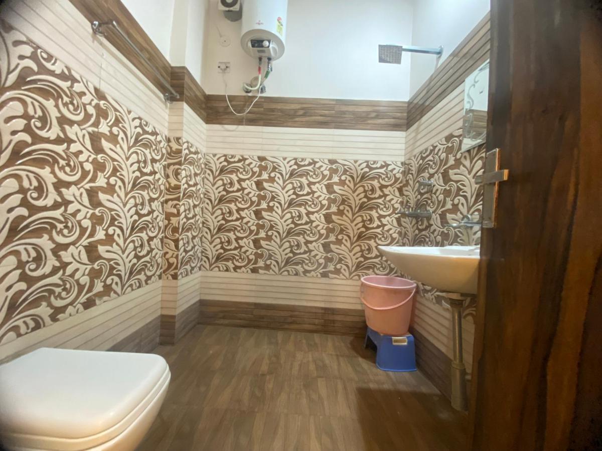 Hotel Sk Paradise - 50 Meter From Golden Temple 3*