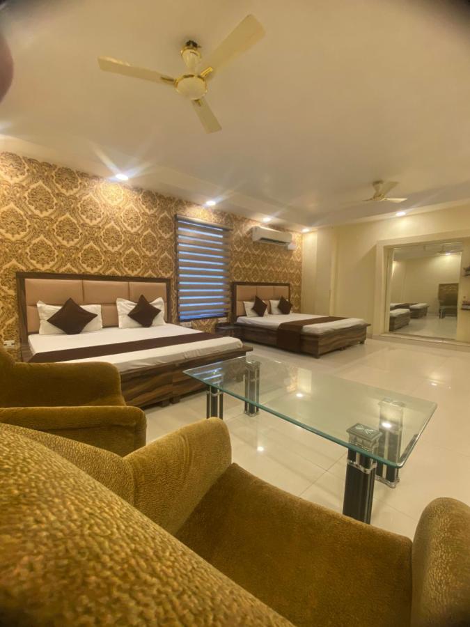 Hotel Sk Paradise - 50 Meter From Golden Temple 3*