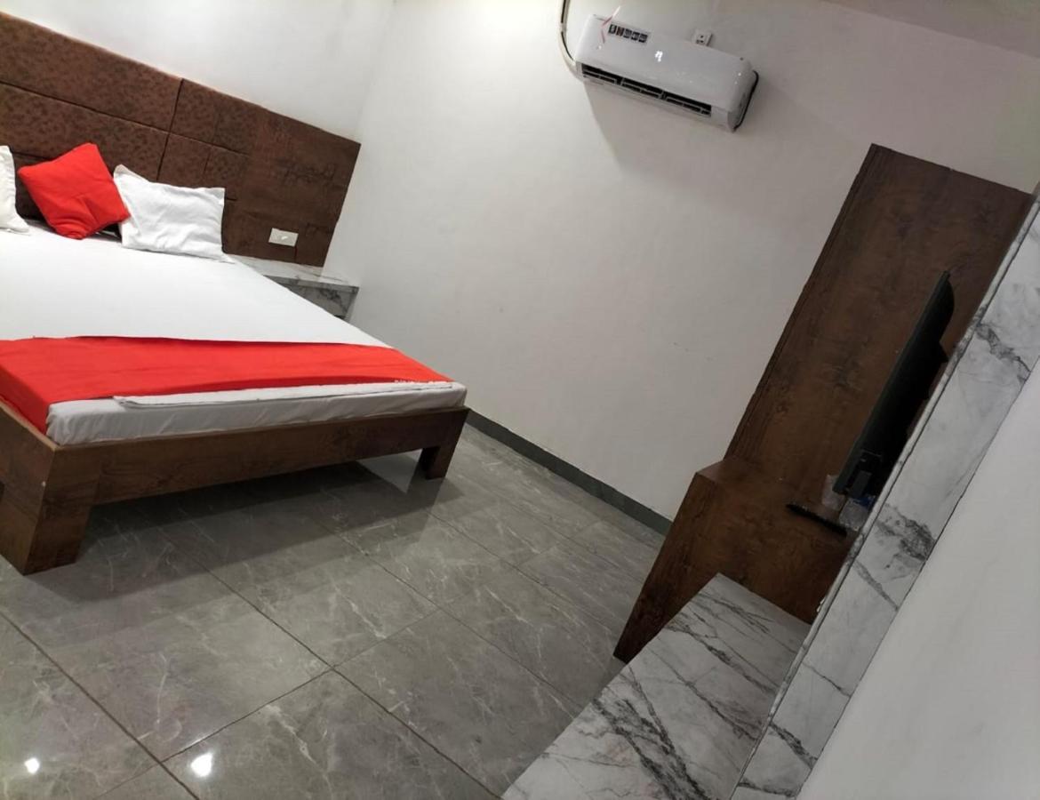 Hotel Delight Inn, 4*