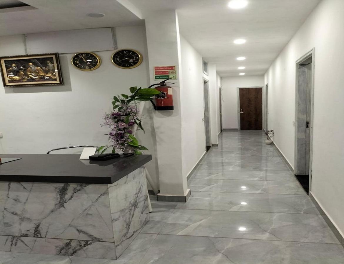 Delight Inn, 4*