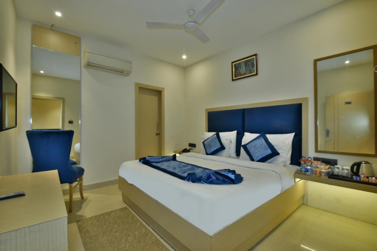 Puri Palace Hotel