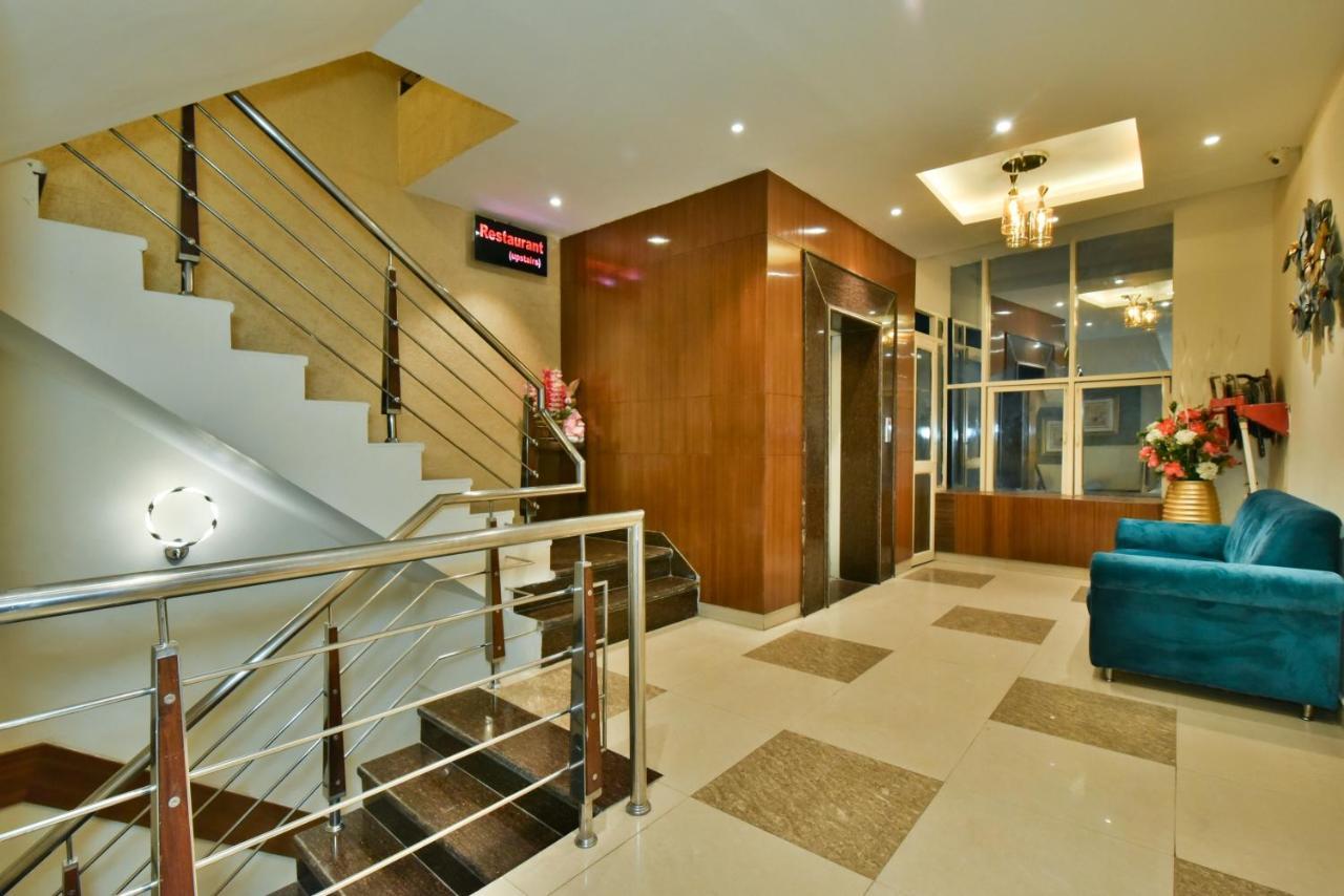 Hotel Puri Palace 3*