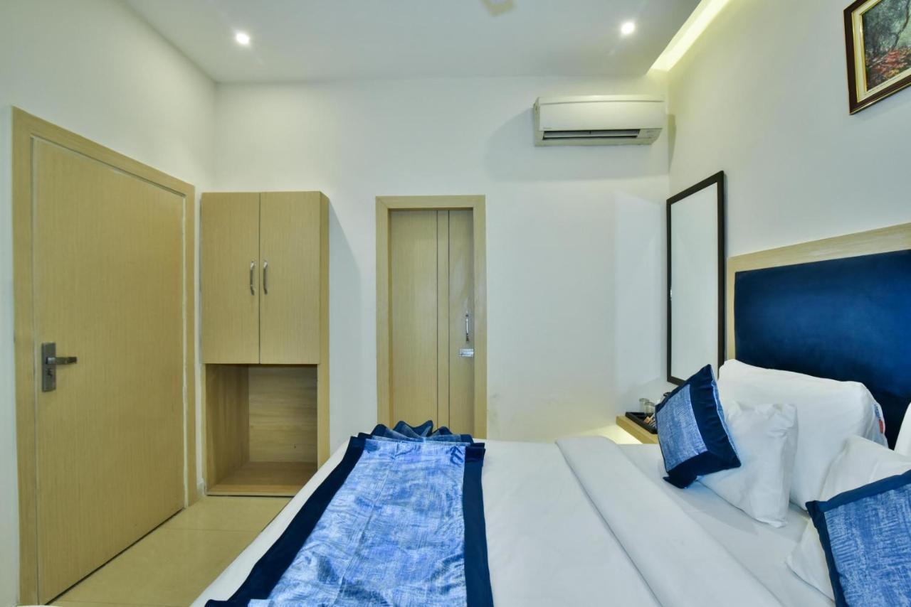 Puri Palace 3*