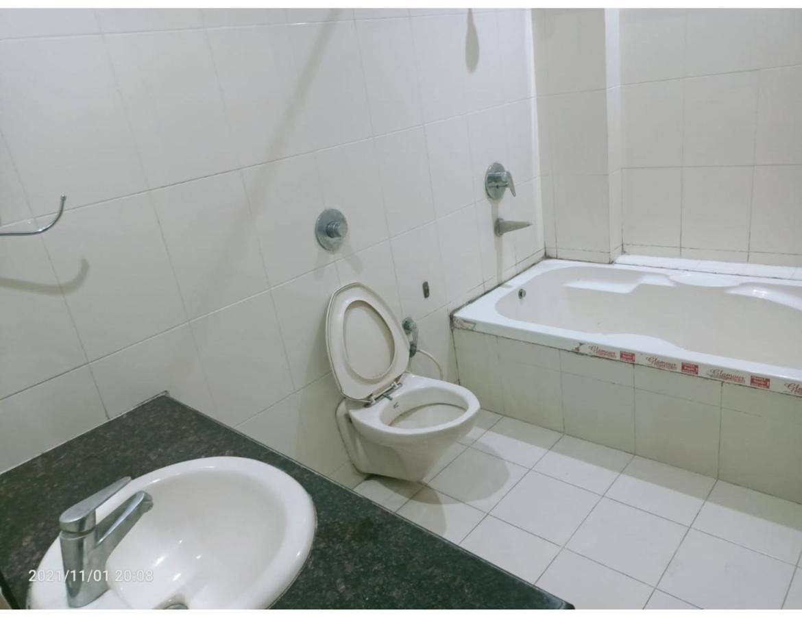 Hotel Kishore International, 5*