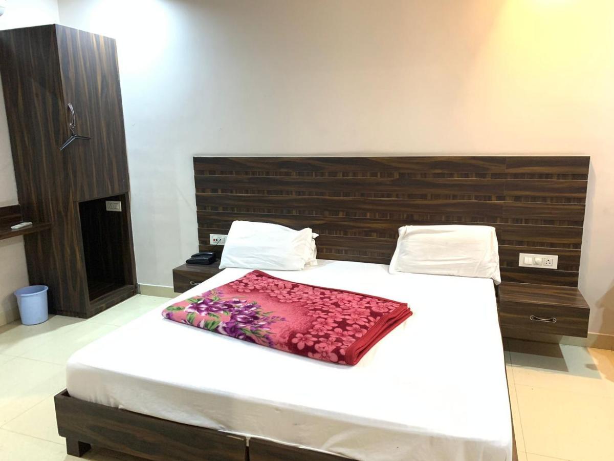 Sukhman Residency