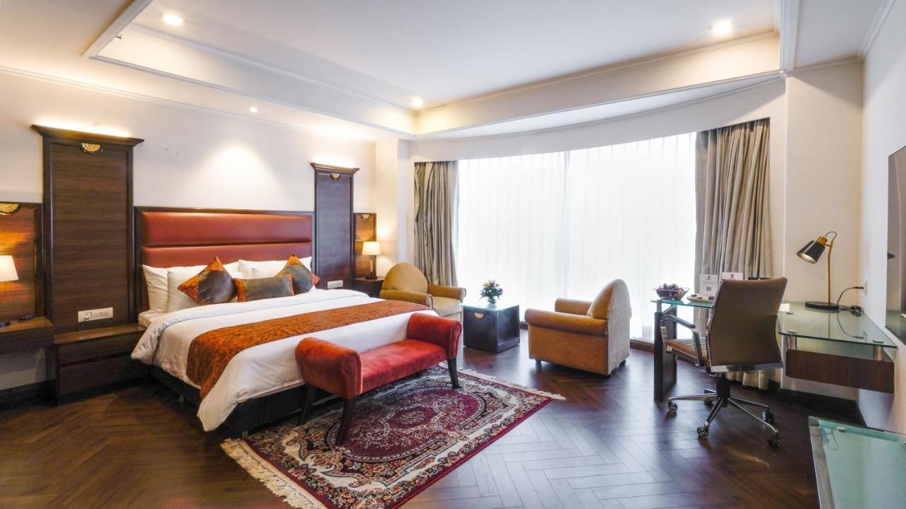 Western Merrion 4*