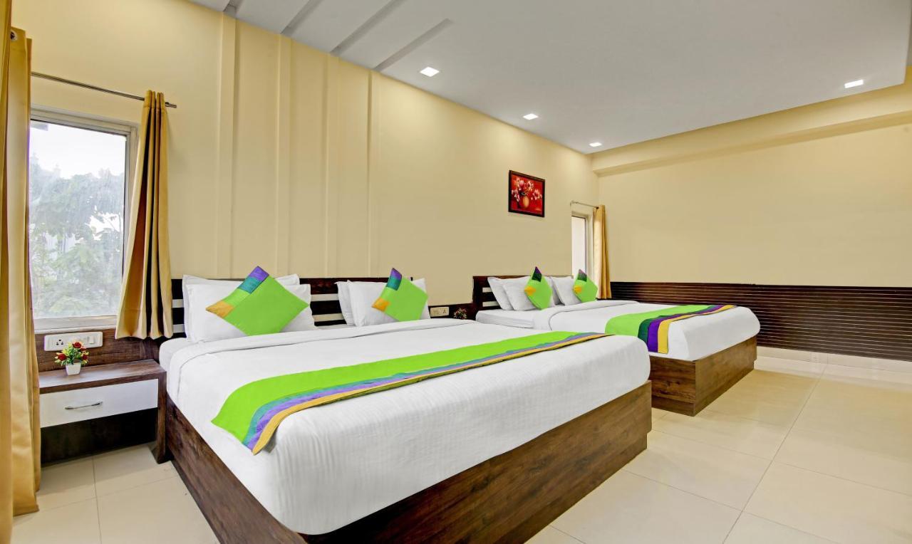 Hotel Raj Darbar - 10 Meter From Golden Temple 3*