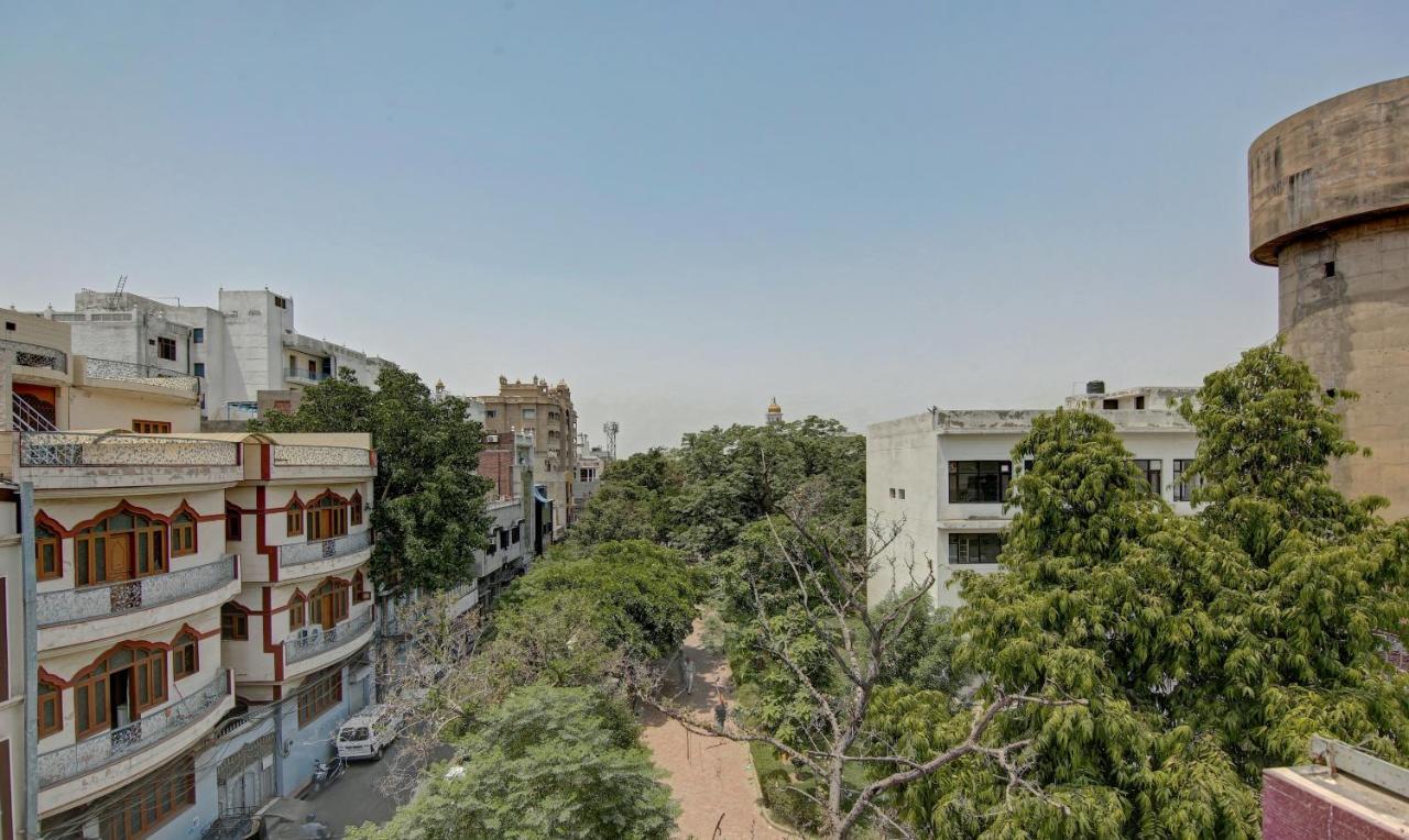 Hotel Raj Darbar - 10 Meter From Golden Temple 3*