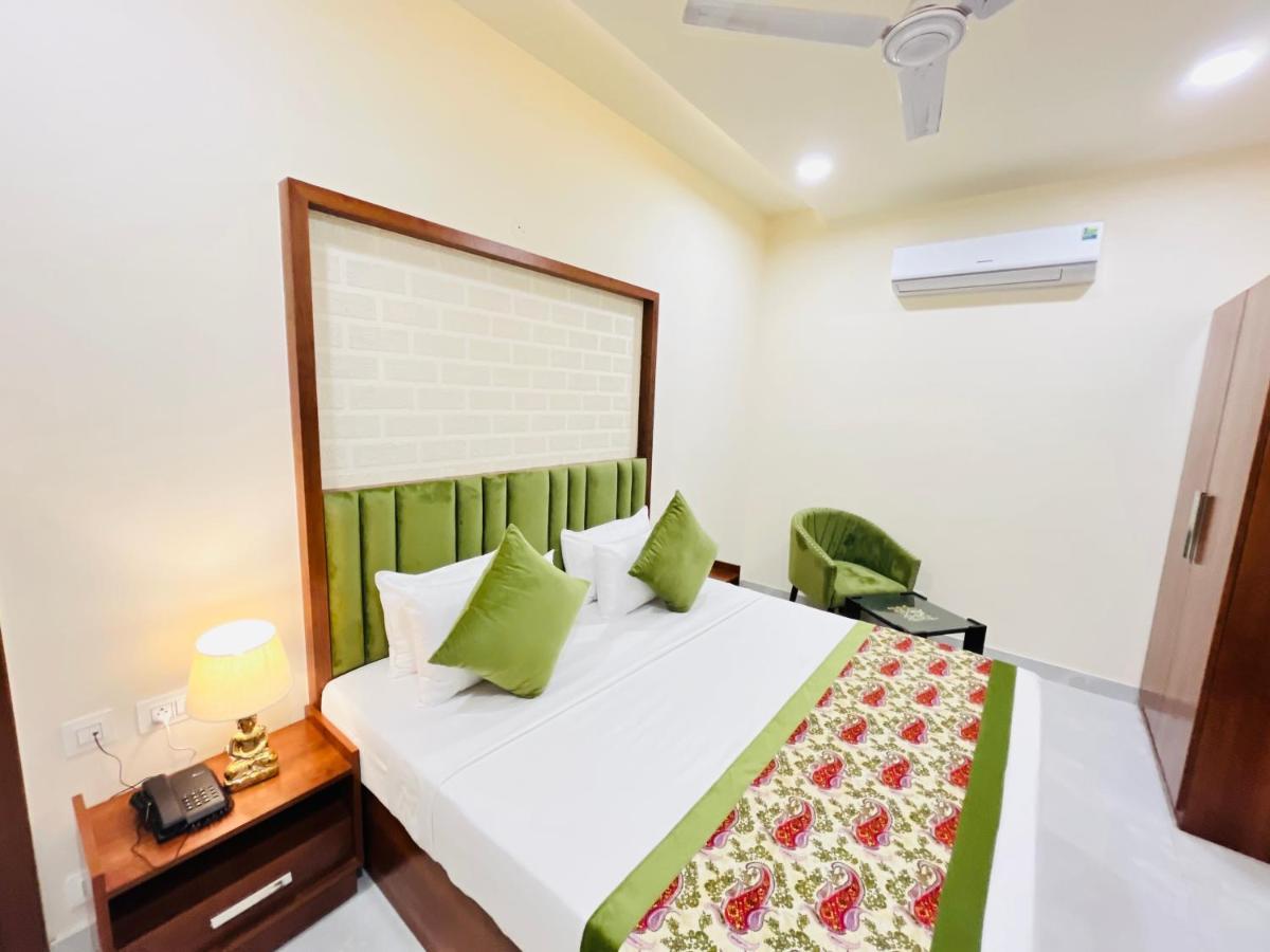 Hotel The Orchid Tree - Walking From Golden Temple 3*