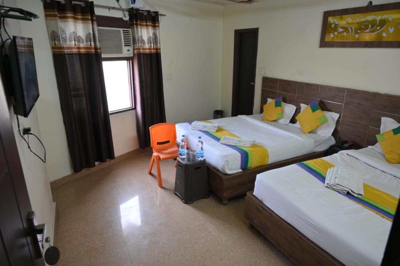 True Man Hotel