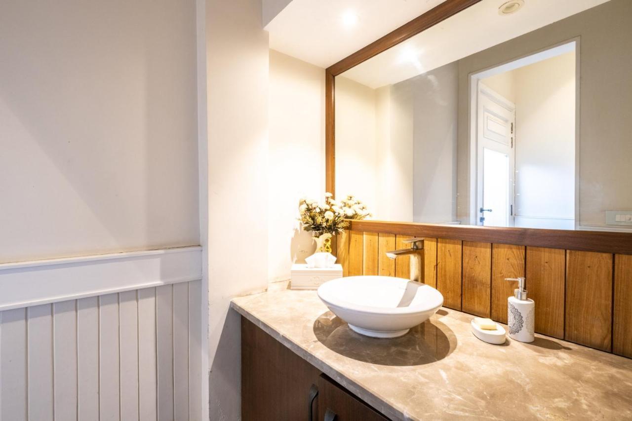 Stayvista At Ekant - 3bhk With Private Pool In Villa