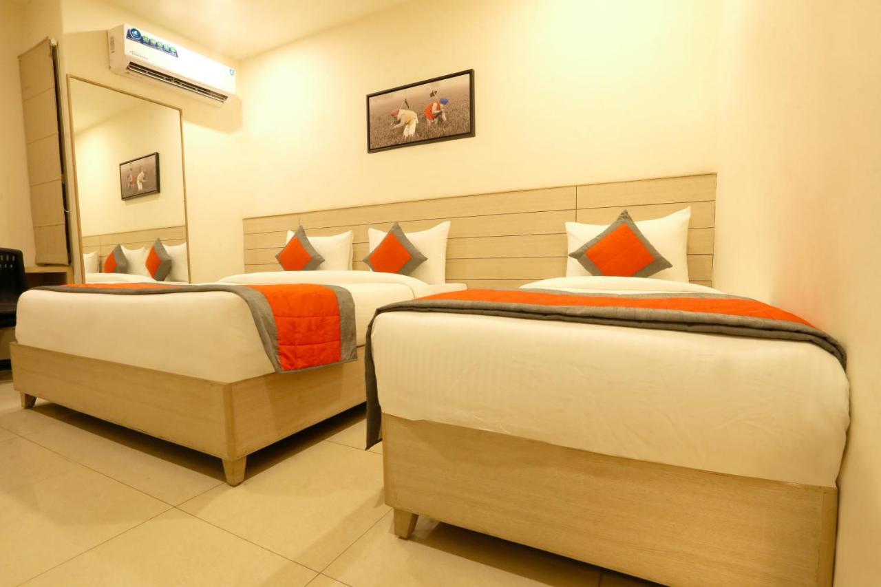Sagar Just 5 Min From Golden Temple Bed & Breakfast