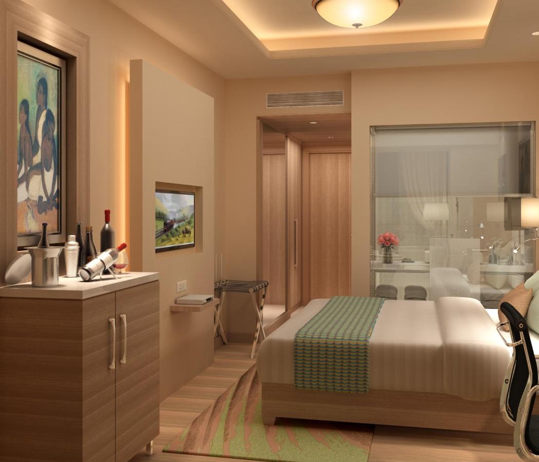 Golden Sarovar Portico 4*