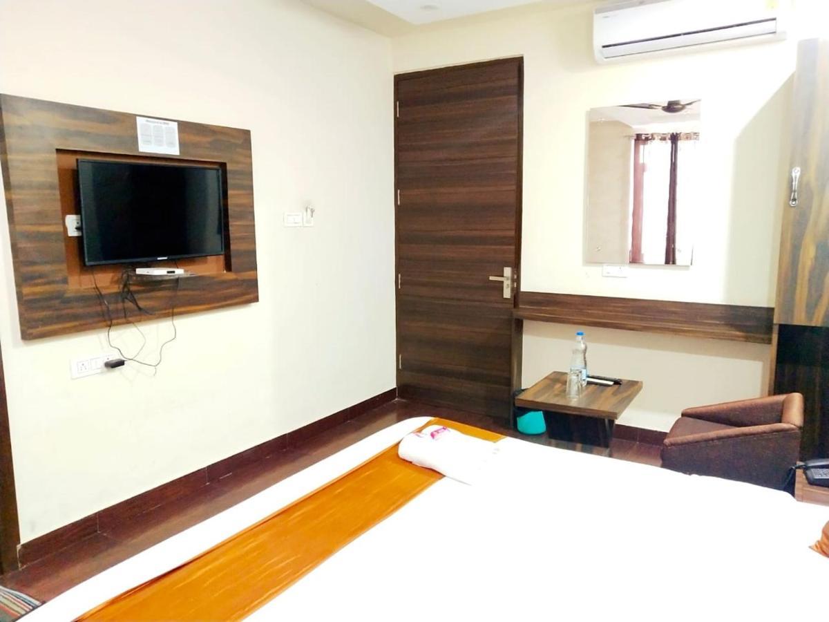 Hotel Sukhman Residency 3*