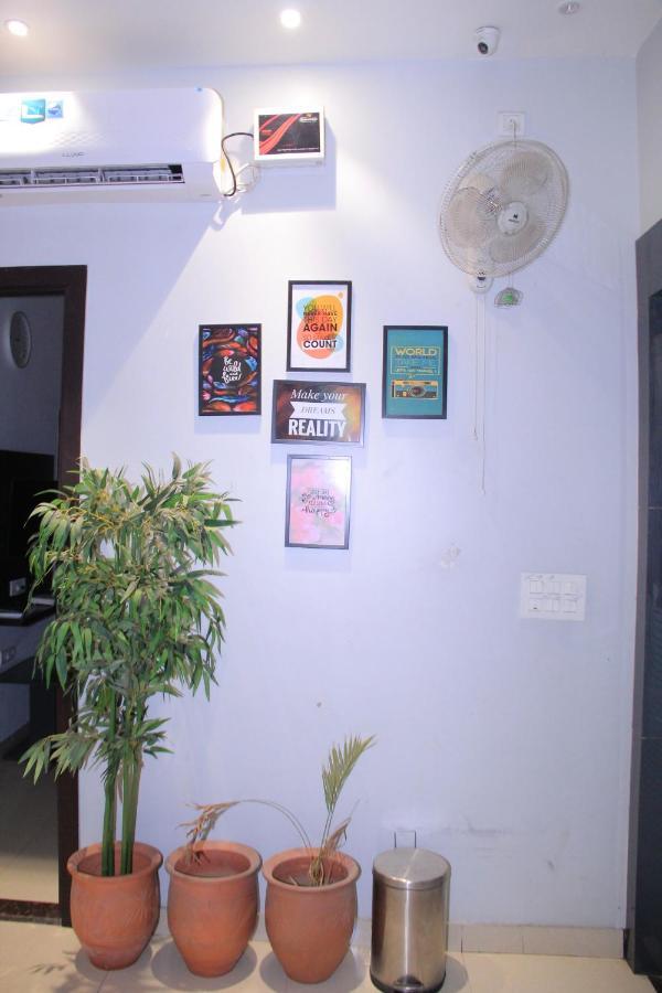 Noor Residency