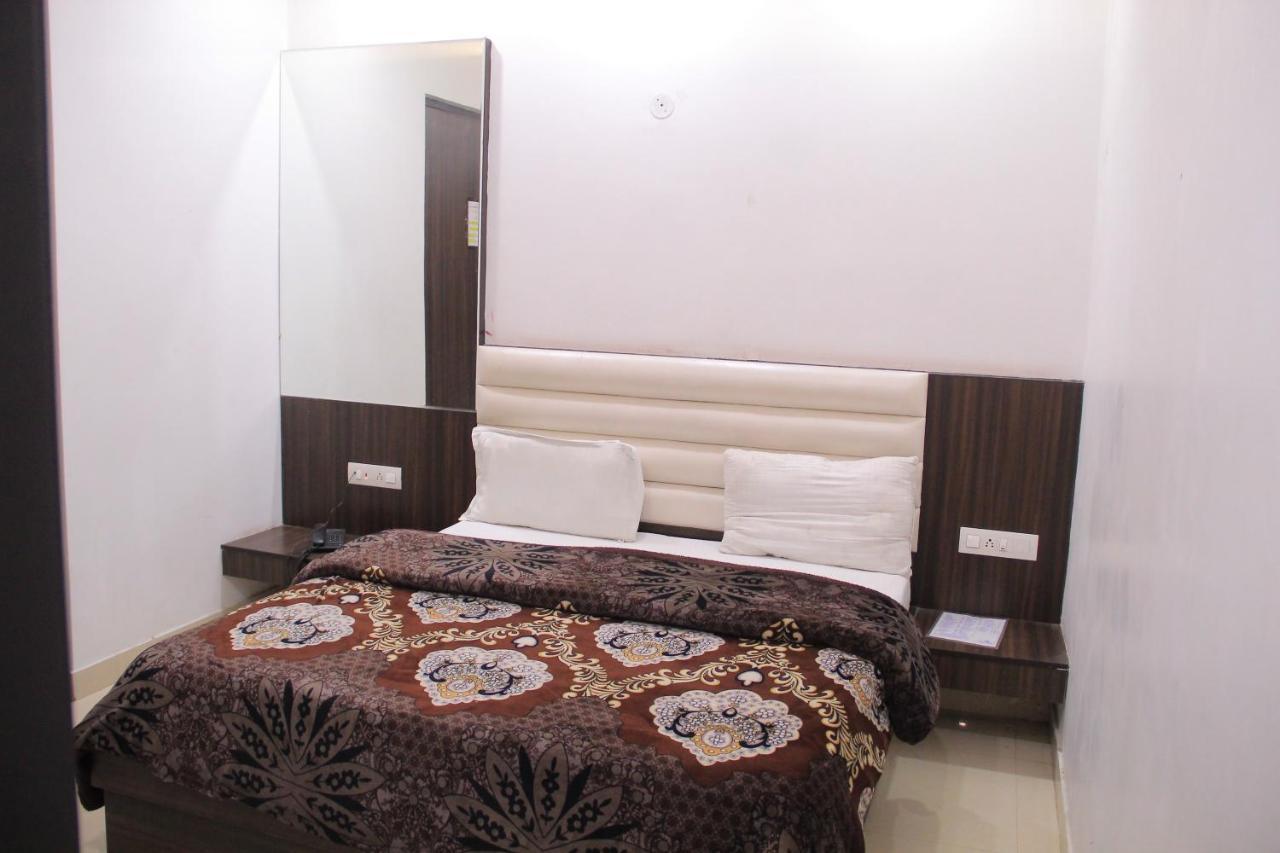 Hotel Noor Residency 3*
