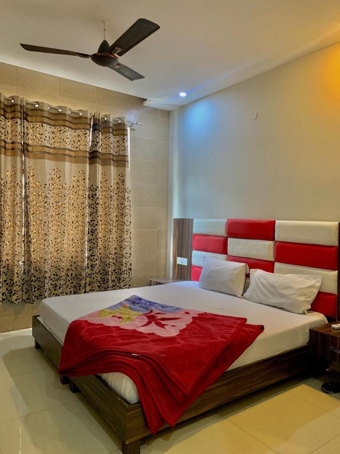 Sukhman Residency 3*