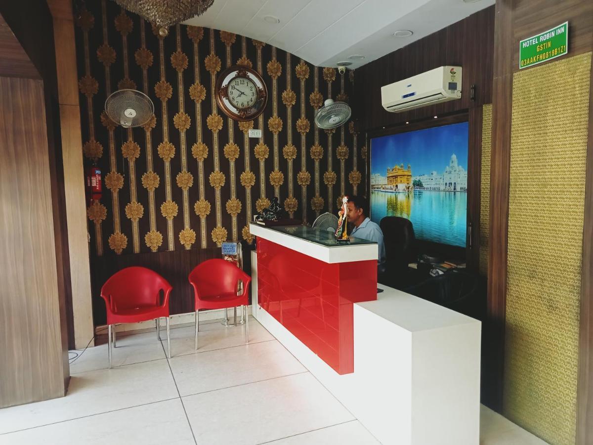 Robin Hotel 2*