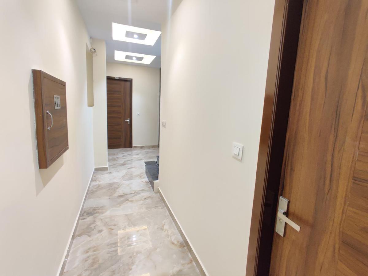 Hotel Woodlark - 2 Mins Walk From Golden Temple Amritsar