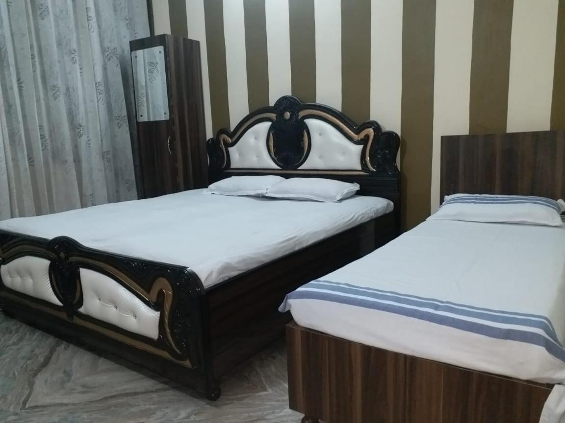S4 Home Stay Hotel - Five Mint Walk From Golden Temple 3*