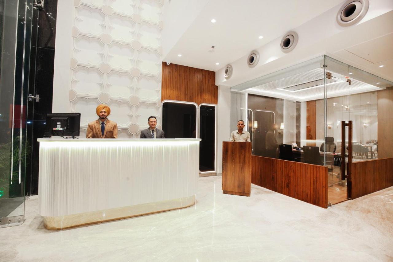 Euphoria Hotel