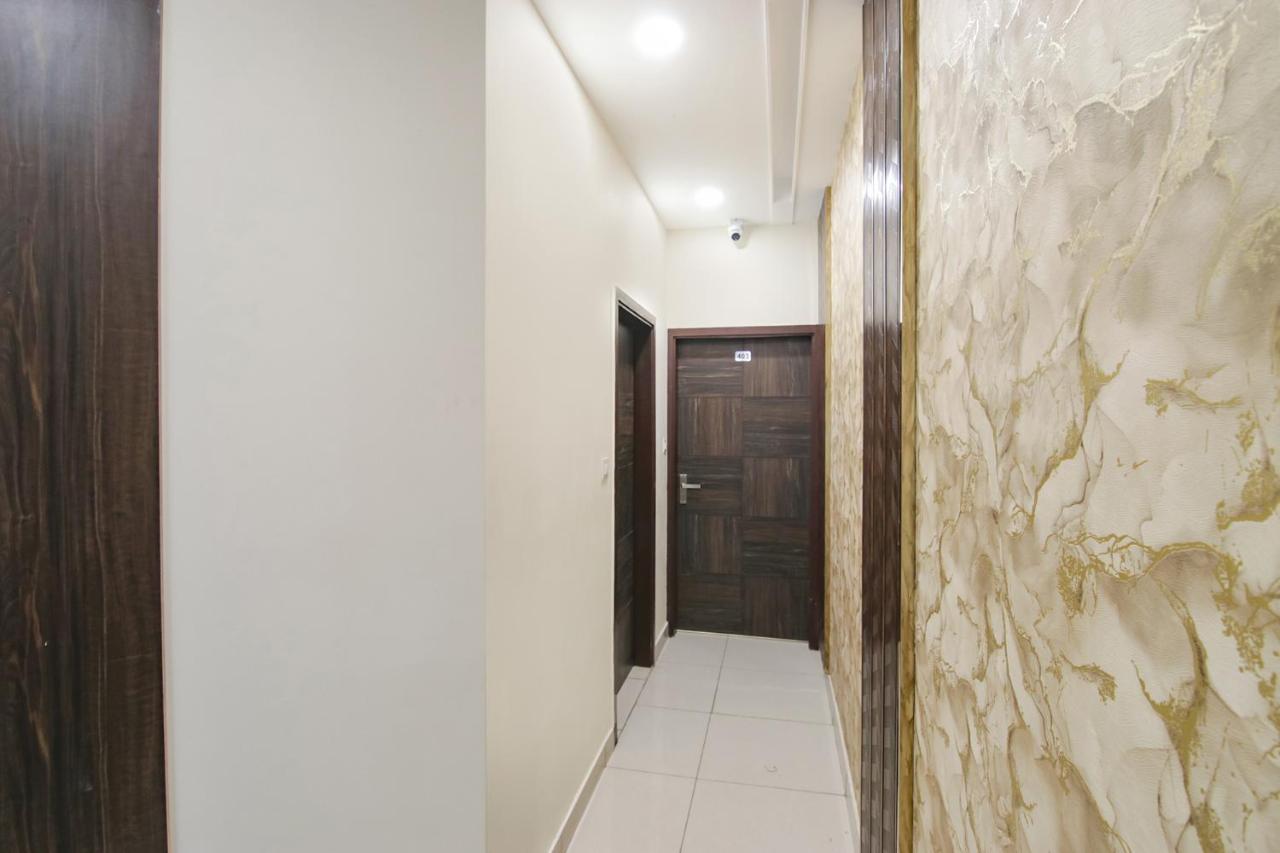 Fabhotel Spring Hotel 3*