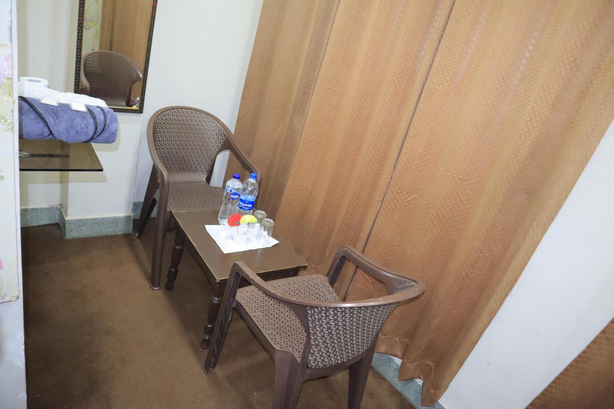 Seth Residency Near Golden Temple Hotel *